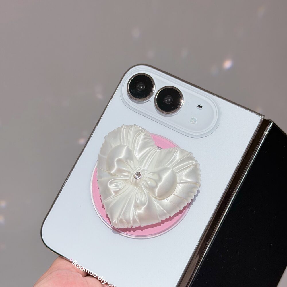3D-Print Elegant Silk White Heart MagSafe Phone Grip